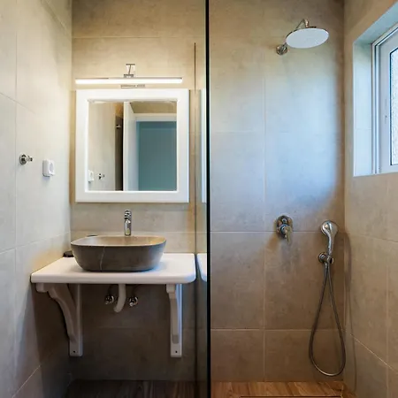 Apartment Maison Peroulia