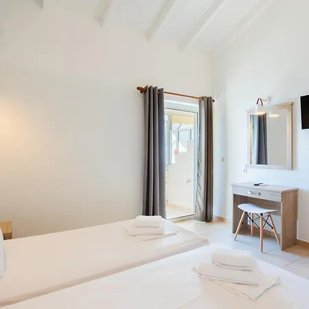 Maison Peroulia Apartment